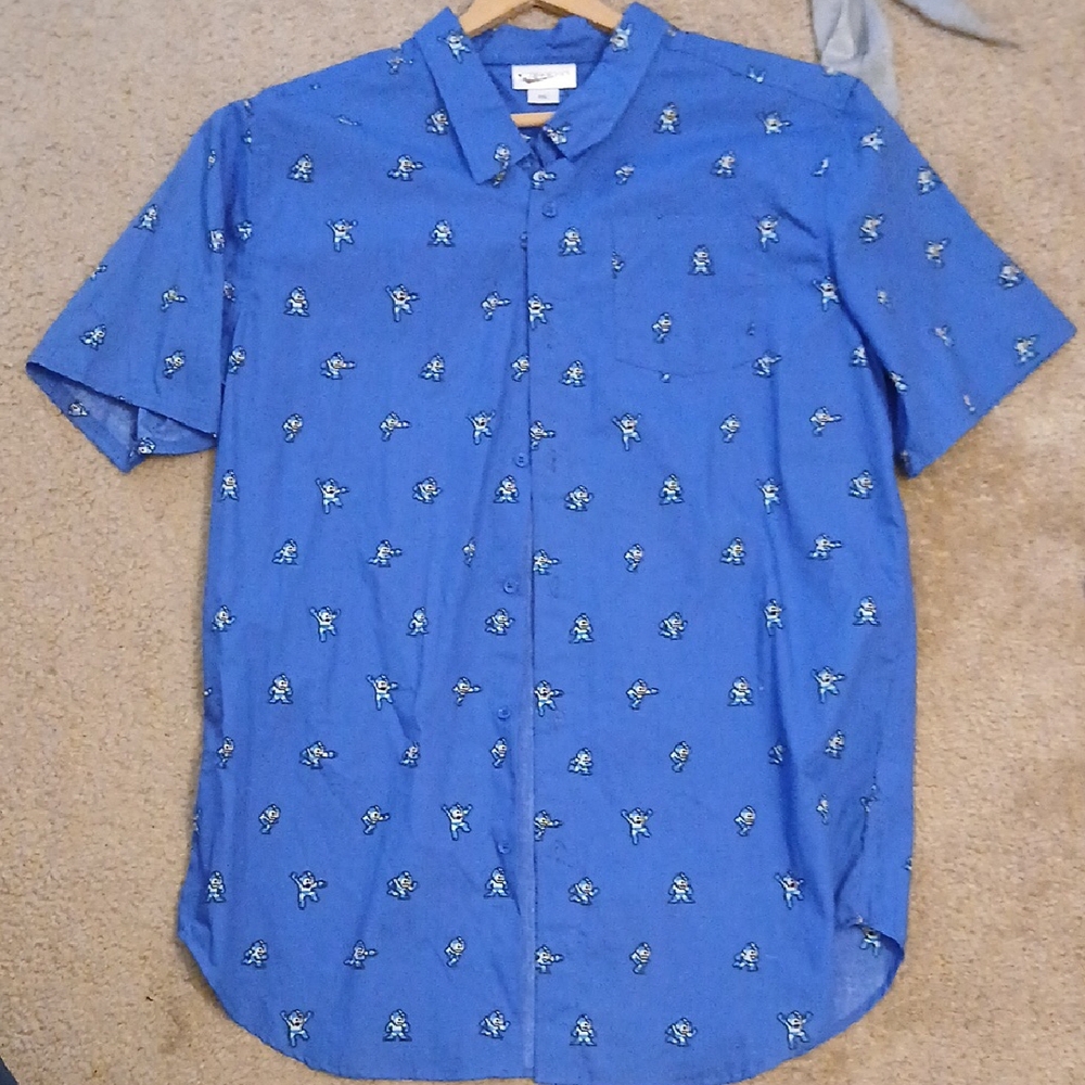 Vibrant Blue Casual Button Down Shirt with Geometric Design